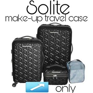 SOLITE Chelsea makeup travel case.   BLACK.  NEW.